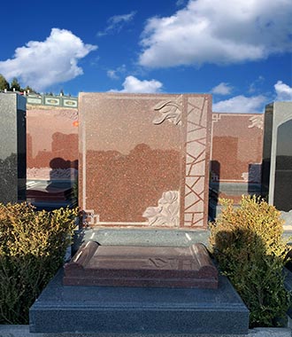 沈陽(yáng)墓地陶然玫瑰園紅棕墓碑展示