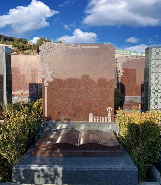 陶然沈陽(yáng)墓園玫瑰園貓眼碑碑型展示