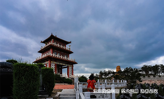 人去世后為何用棉球堵住？